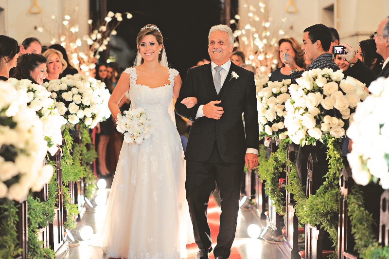 Entrada da noiva - Mônica&Felipe