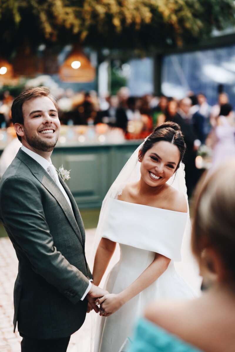 Bruna e João Felipe: noivos felizes