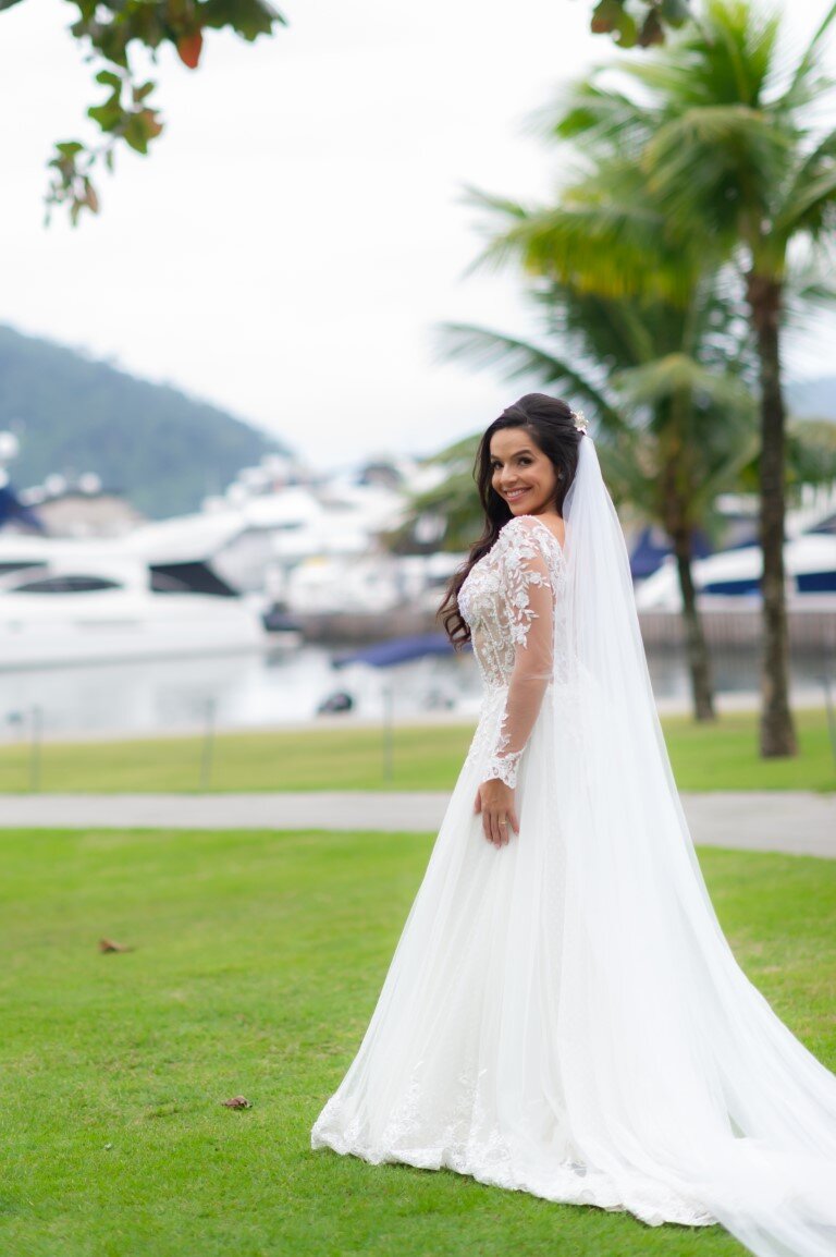 Casamento ao ar livre: look da noiva - Foto Marina Fava