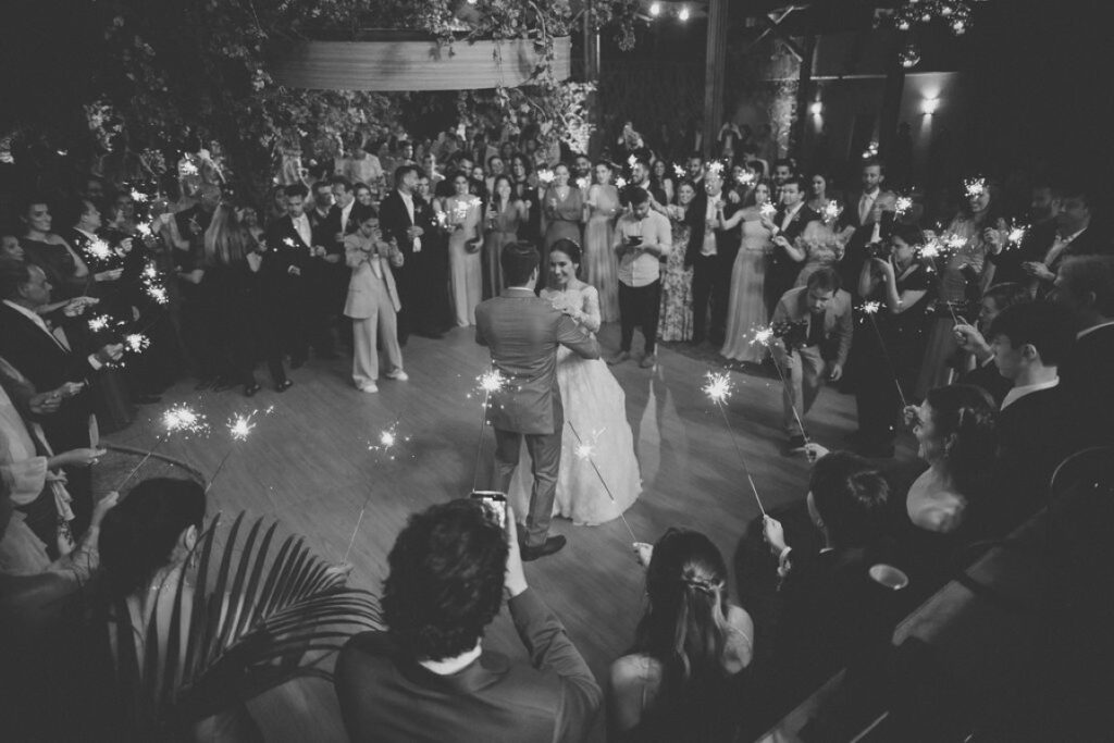 Destination wedding: dança dos noivos - Foto Aloha Fotografia