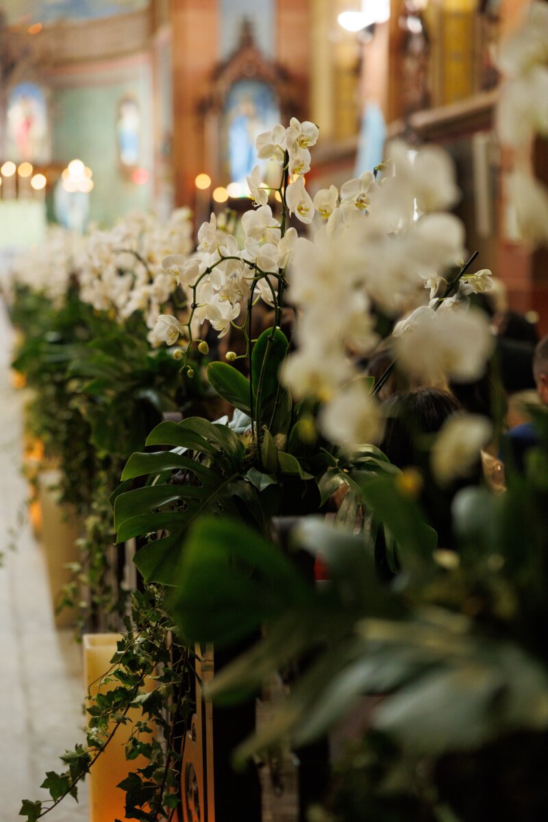 Decoração floral na igreja
