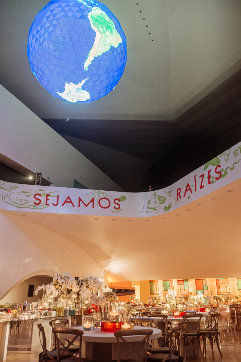 Decoração Iris Durán casamento no Museu do Amanhã | Foto: LoveShake 