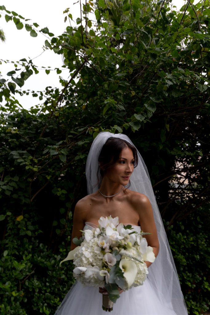 Casamento ao ar livre: fotos do buquê da noiva - Foto Julio Casanova