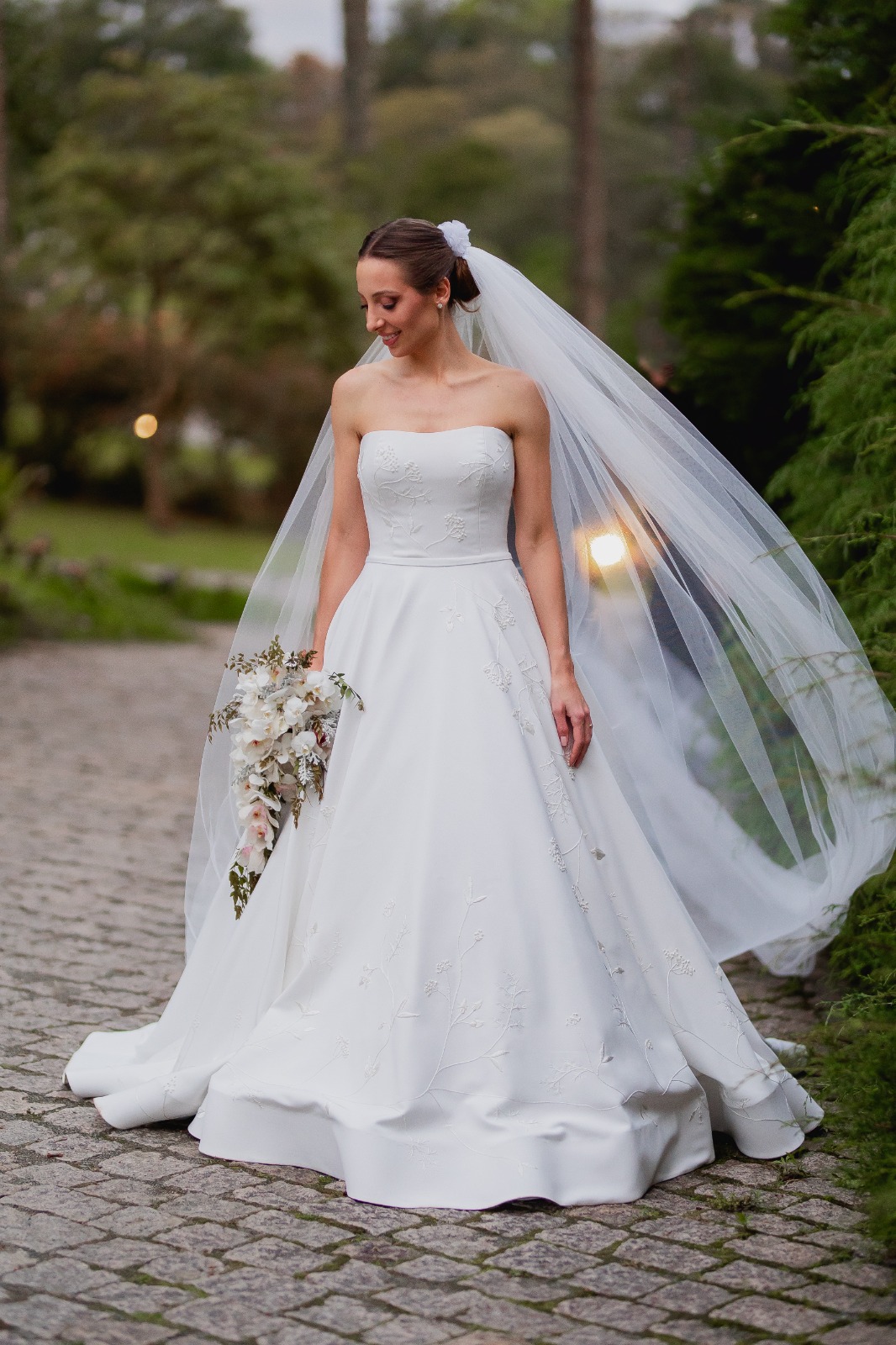 Vestido de noiva | Foto Melqui Zago Fotografia e Pam Passos