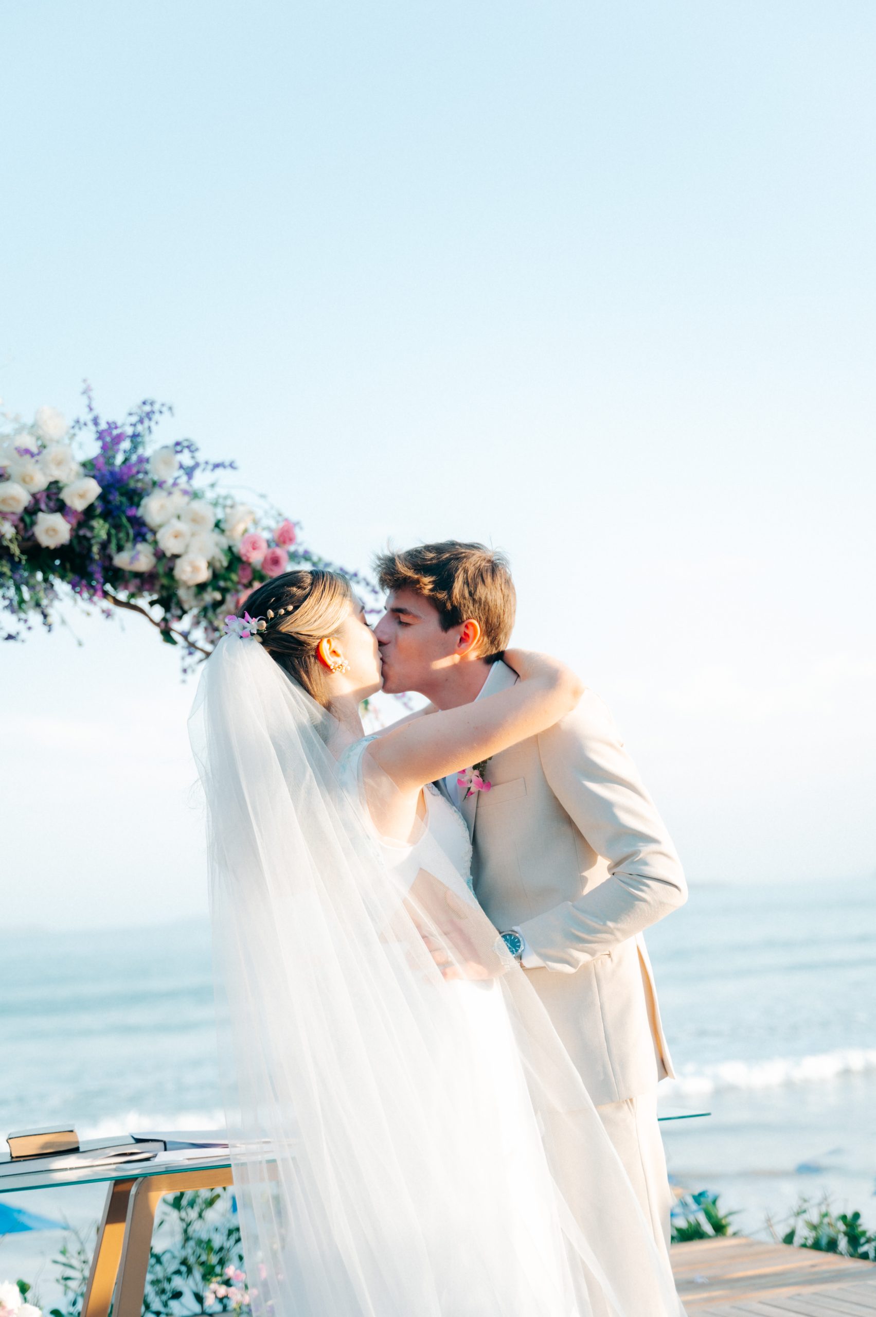Casamento ao ar livre em Búzios | Foto: Felipe Sales Fotógrafo