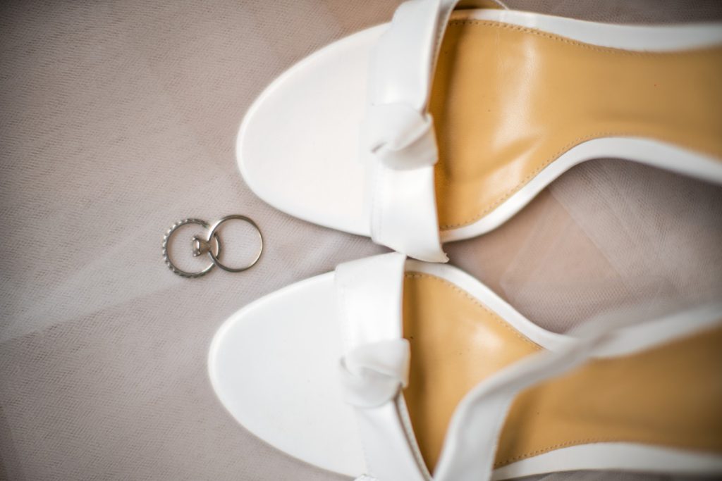 Casamento clássico: sapatos da noiva - Fotos Vinícius Credidio