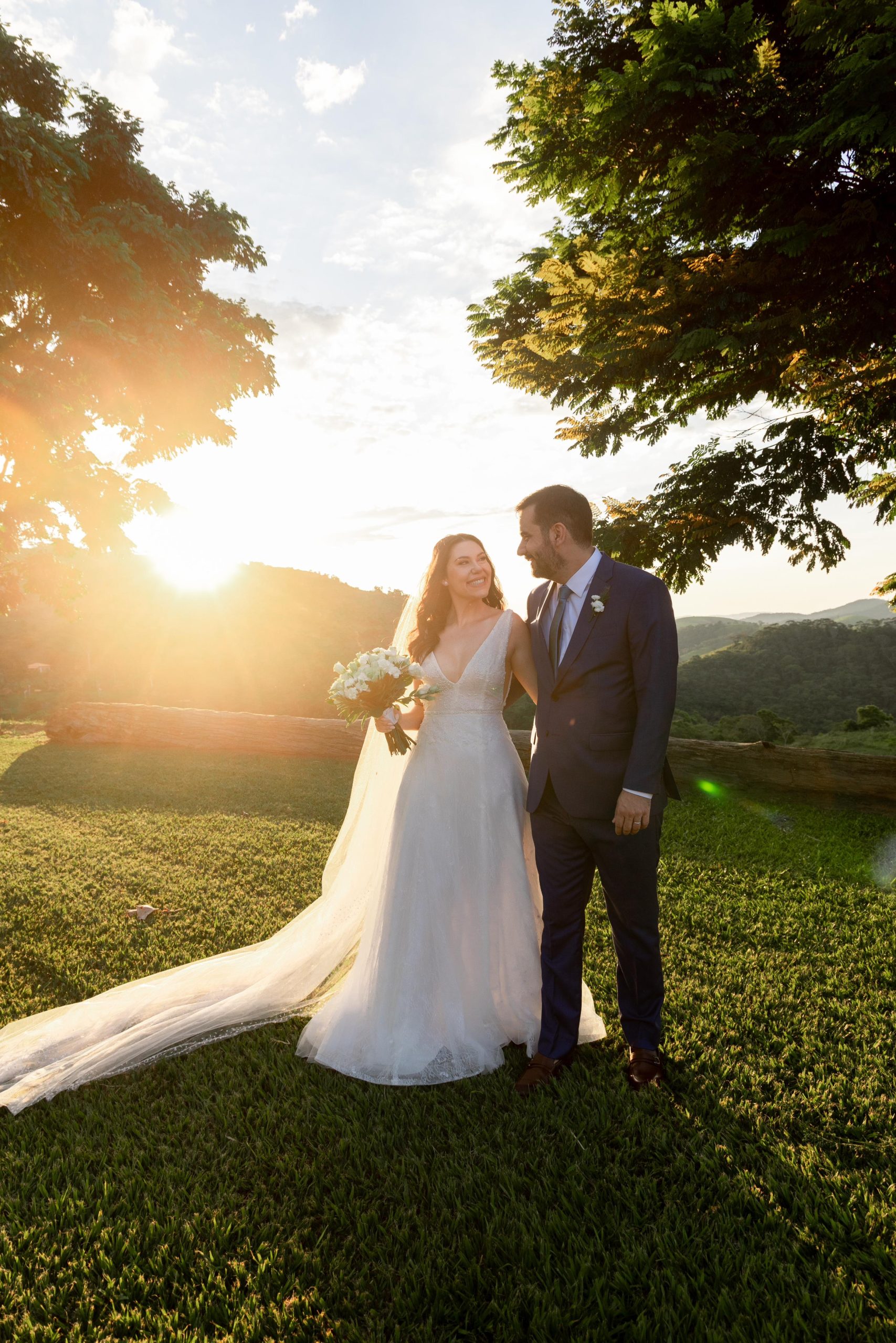 Pôr do sol durante cerimônia de casamento | Foto: Giovani Garcia