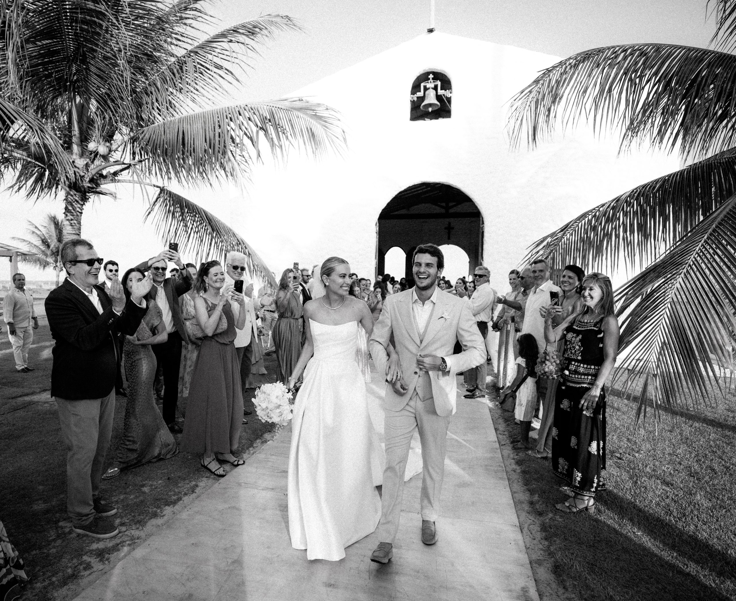 A saída dos noivos | Foto: Rodrigo Sack