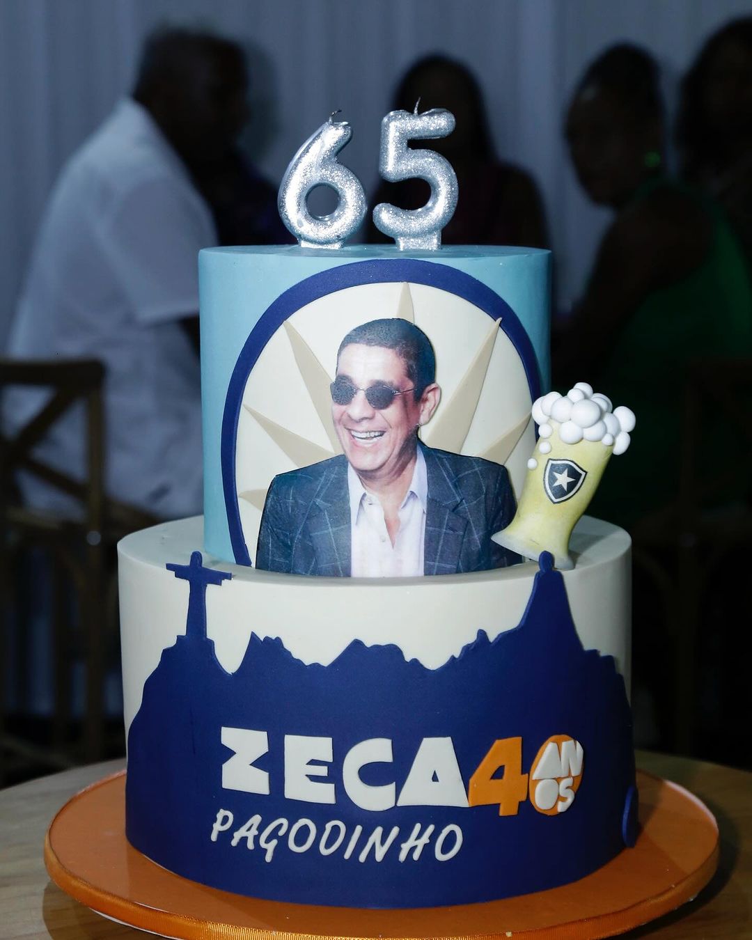 Bolo de aniversário de 65 anos do cantor Zeca Pagodinho | Foto: Vera Donato 