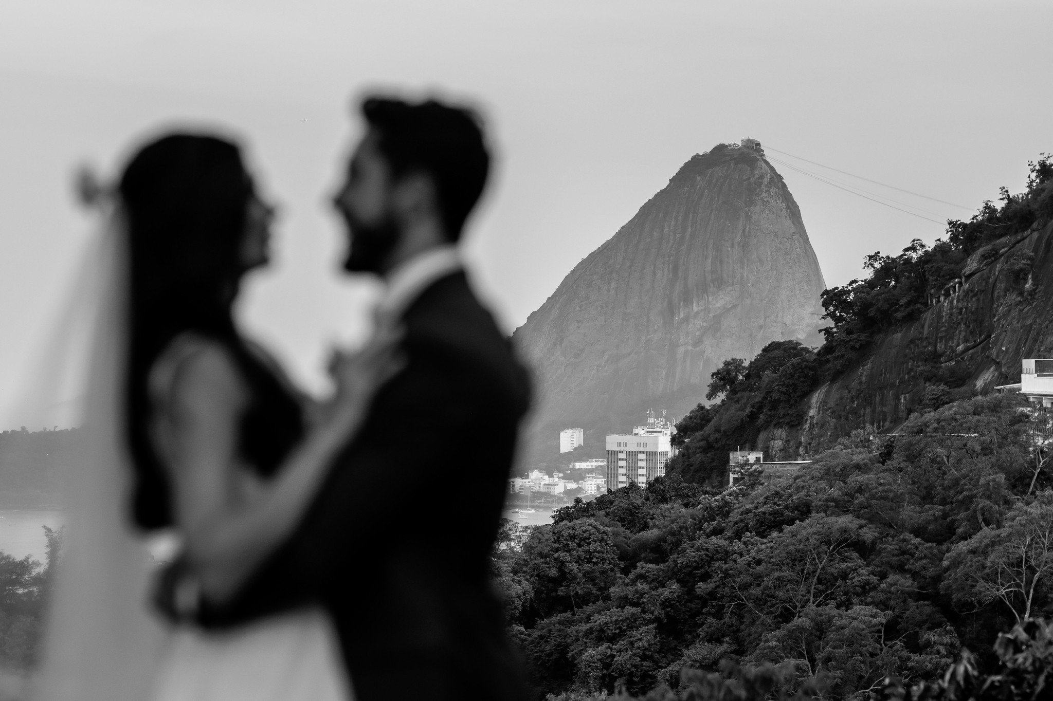 Romance ao ar livre: Os detalhes de um casamento com vista panorâmica para o Pão de Açúcar | Foto: Anderson Marcelo