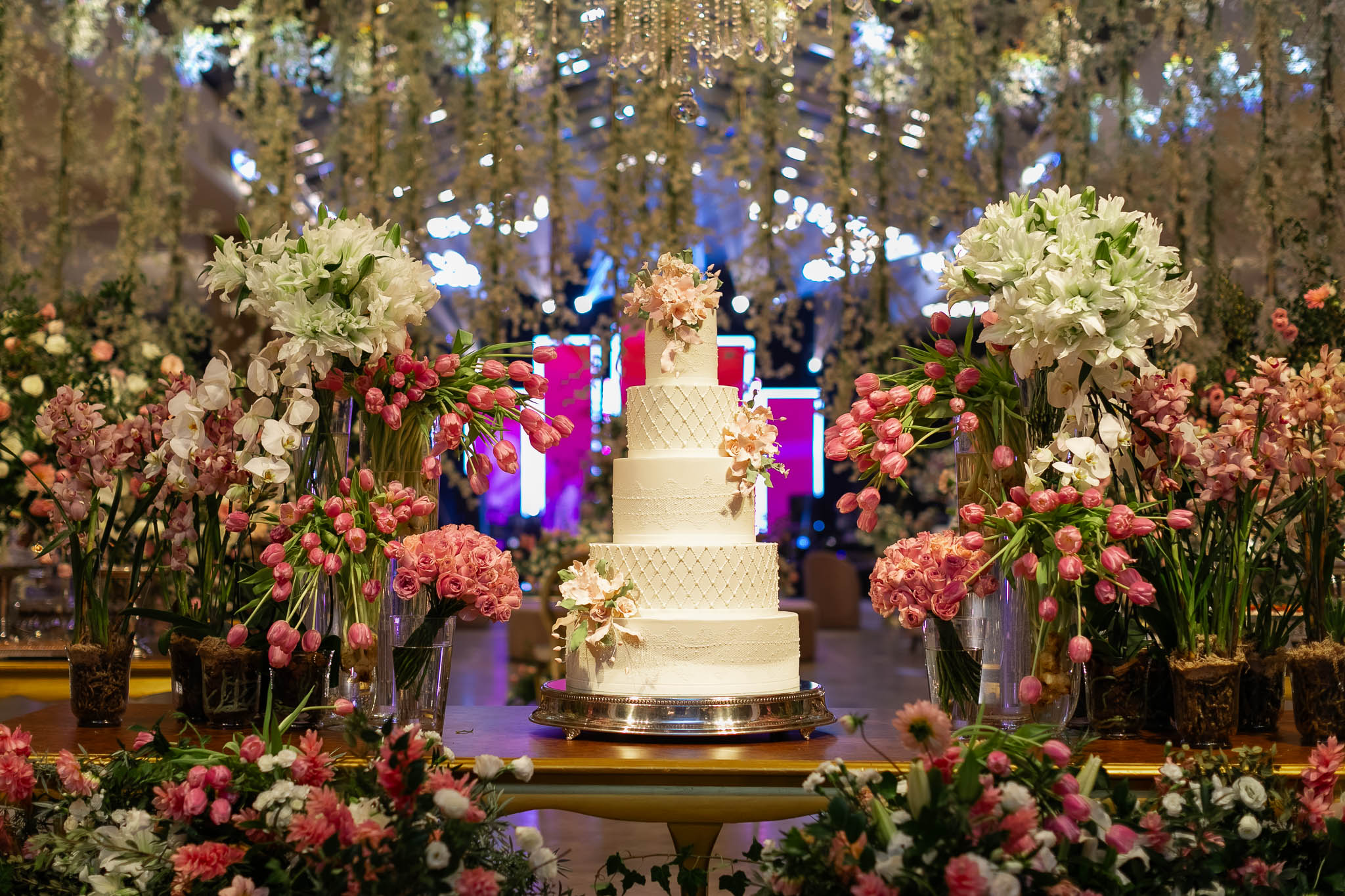 Casamento clássico: bolo do casamento - Foto Emerson Fiuza 