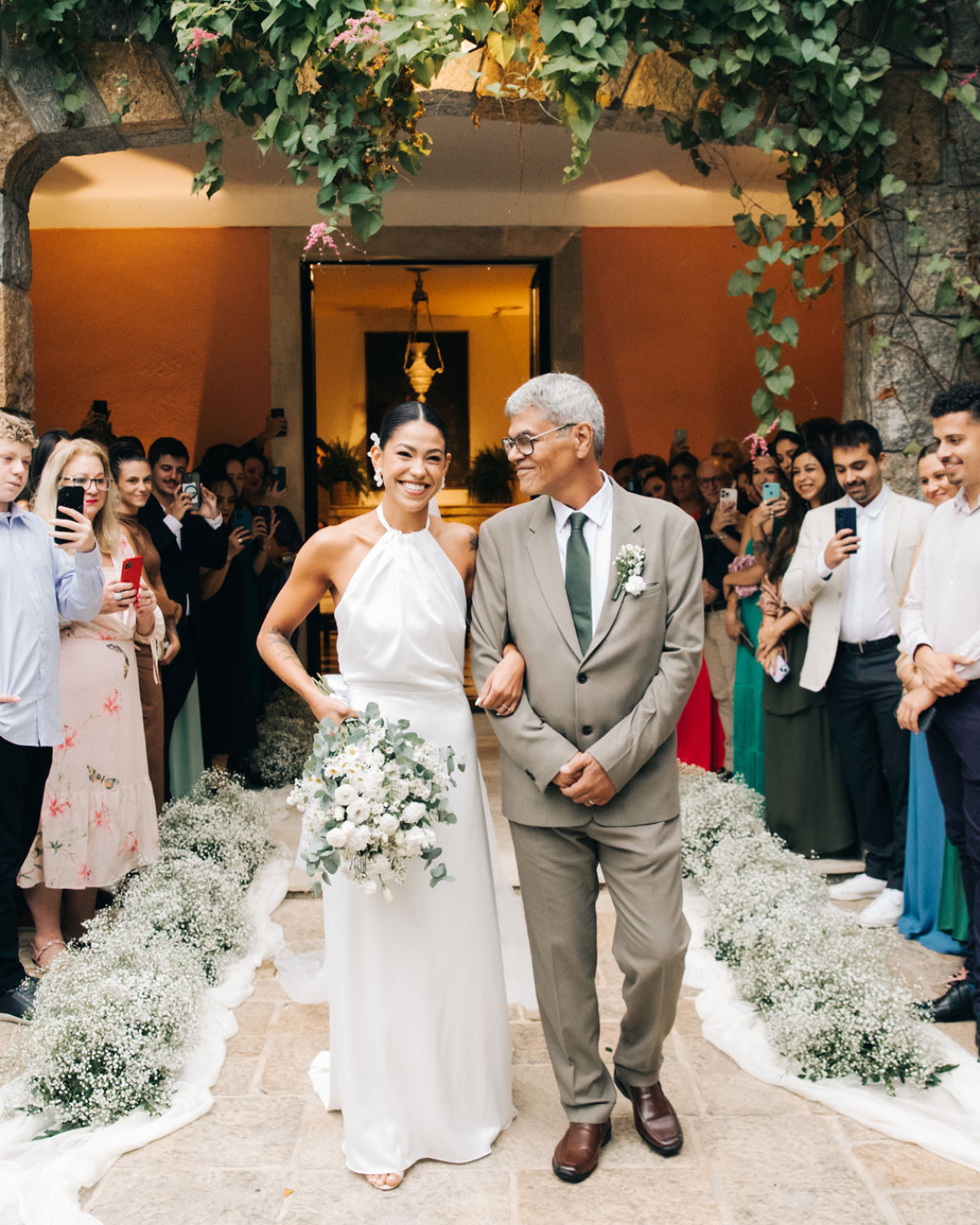Entrada da noiva | Foto Rodrigo e Alyne Moro