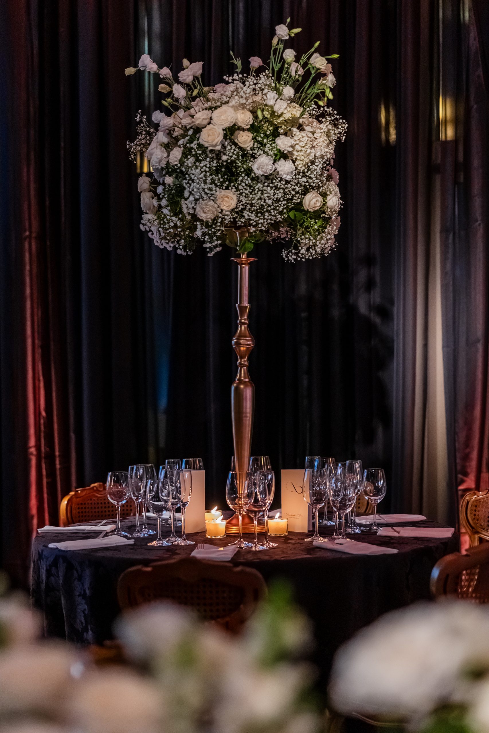 Decoração sofisticada para recepção de casamento | Foto: Marcel Kriegl Fotografia