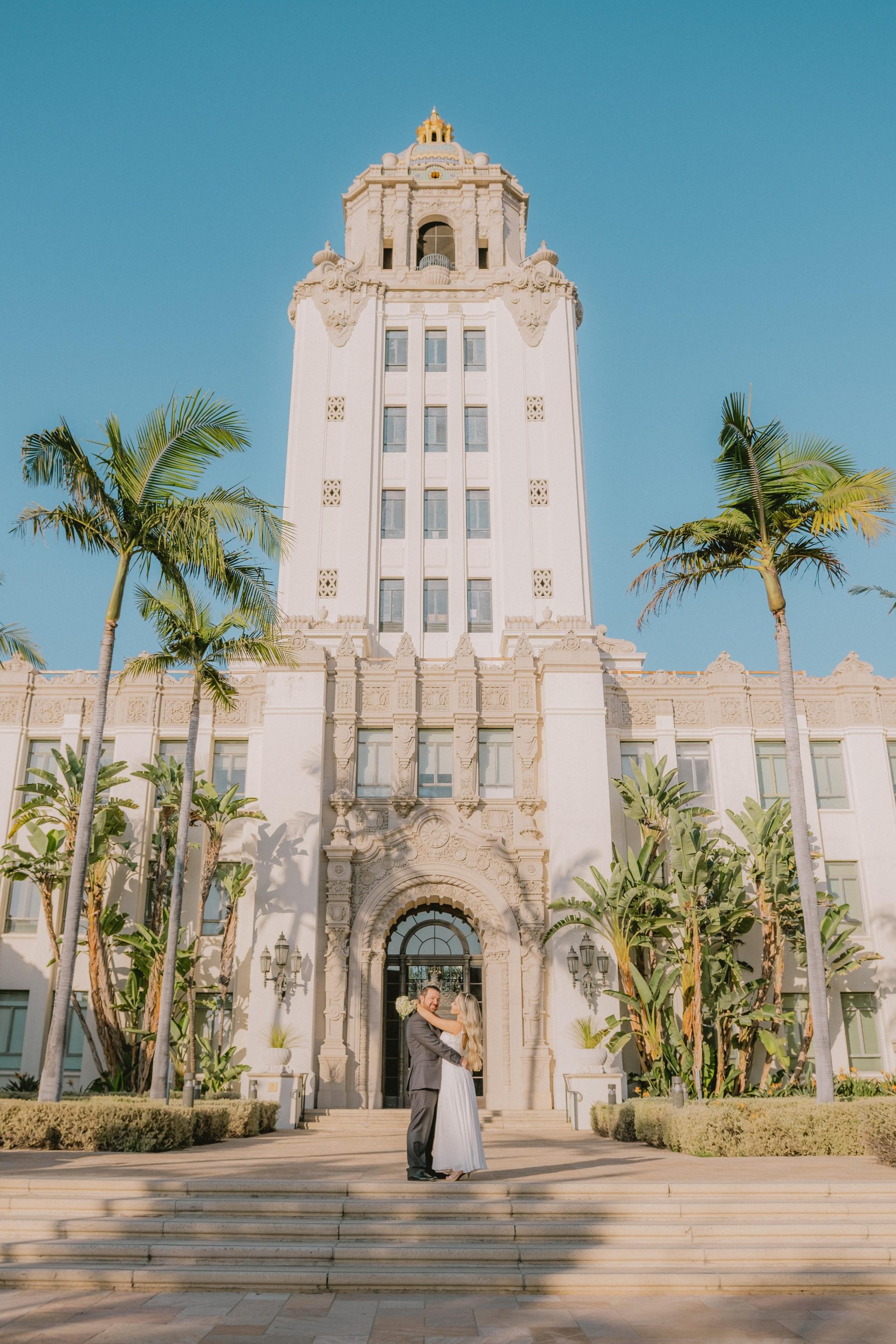 Wigna e Chris durante em sua cerimônia de casamento em Beverly Hills | Foto: Marina Fava Fotografia