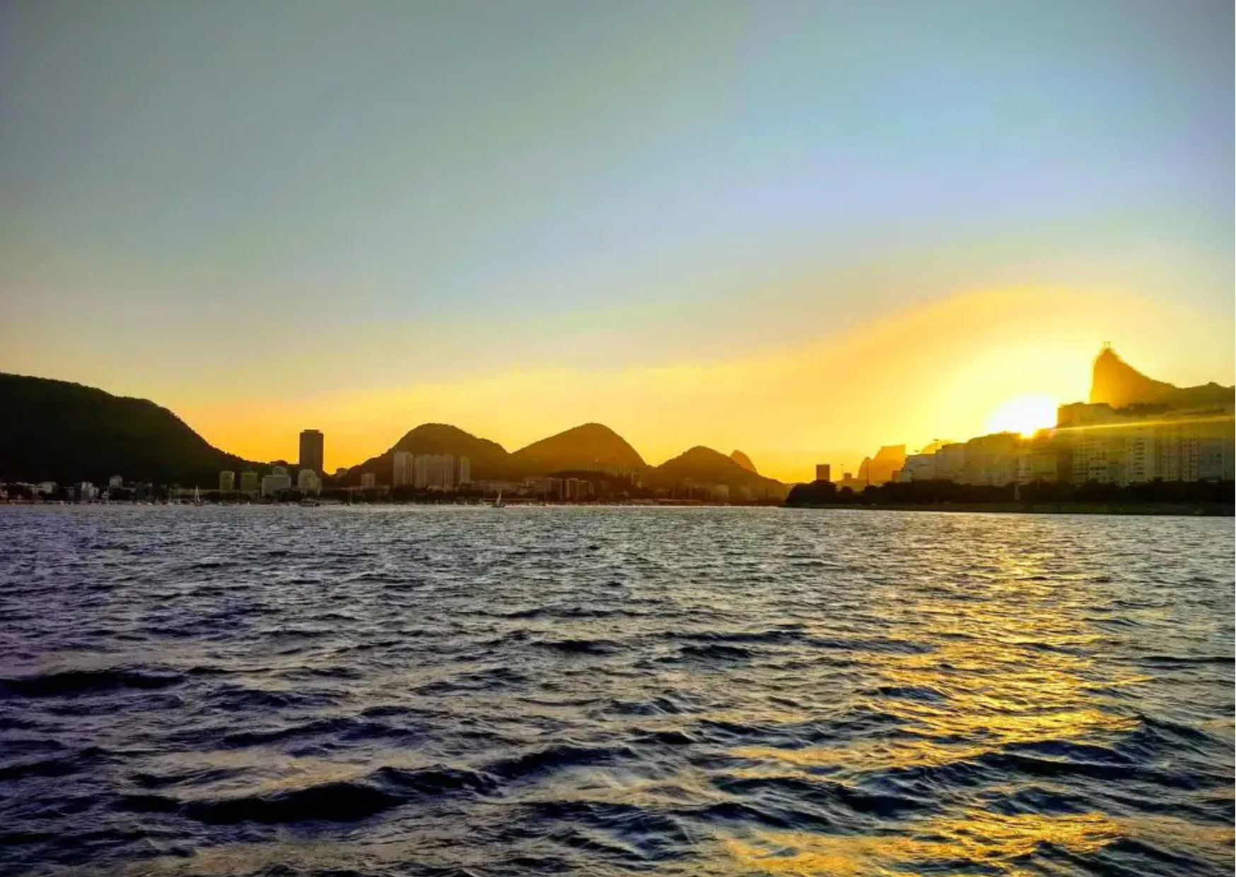 Pôr do sol na Baía de Guanabara | Foto: Reprodução 