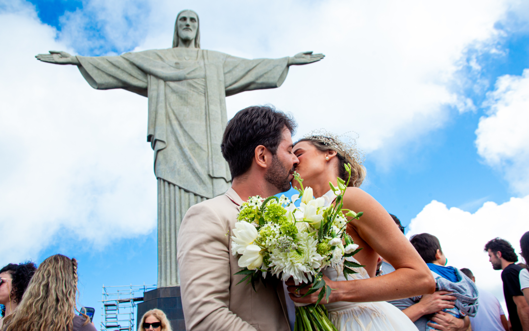 Santuário Arquidiocesano Cristo Redentor para além do turismo: Conheça as celebrações que acontecem aos pés do monumento