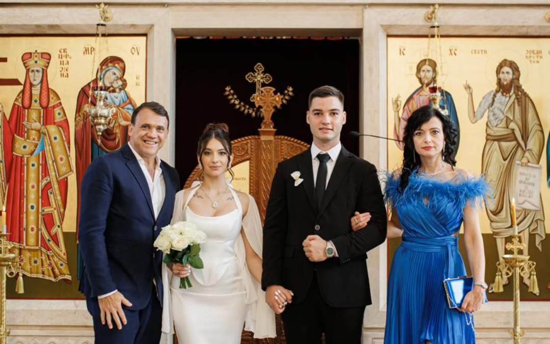 Casamento_luxuoso_de_filha_de_Petkovic_contou_com_tres_celebraçoes_na_Servia_e_Grecia_ Casamento luxuoso de filha de Petkovic contou com três celebrações na Sérvia e Grécia | Créditos: Divulgação / MF Press Global