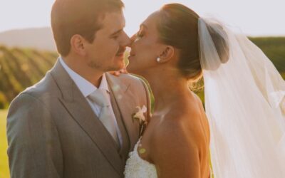 Casamento clássico na vinícola com design contemporâneo e inspiração em pedras preciosas