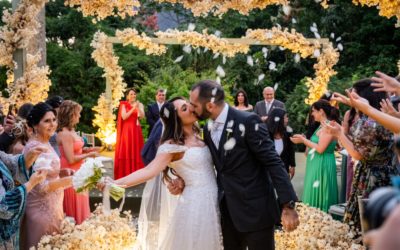Villa Riso se transformou em um jardim encantado para o casamento de Carol e Antonio