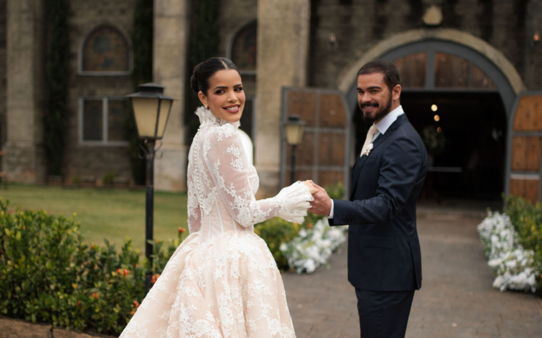Casamento em castelo realiza sonho de conto de fadas de Sidney Sampaio e Luana Sales