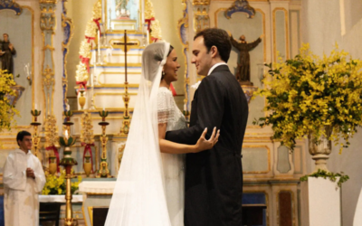 Theresa Fonseca e Gustav von Fürstenberg celebram casamento entre Paraty e Angra dos Reis