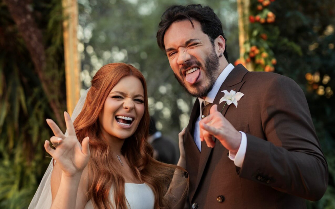 Viih Tube e Eliezer celebram casamento em fazenda com dois vestidos assinados por Lucas Anderi