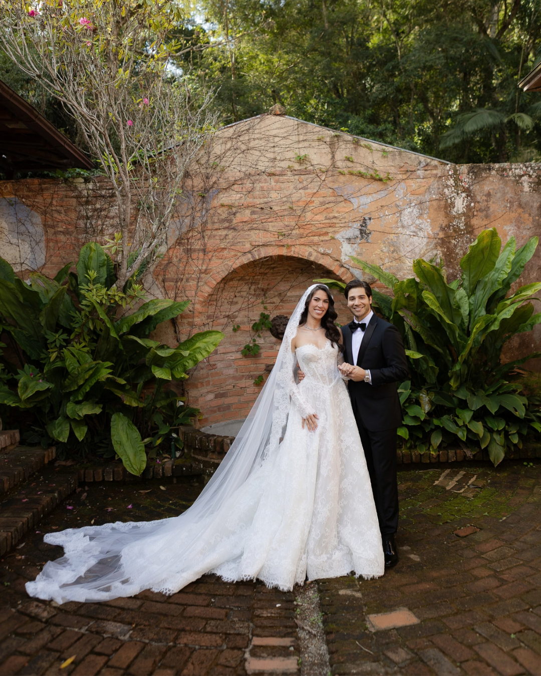 Daniela e Lucas transformam casamento em Itaipava em experiência de três dias entre natureza e cultura brasileira