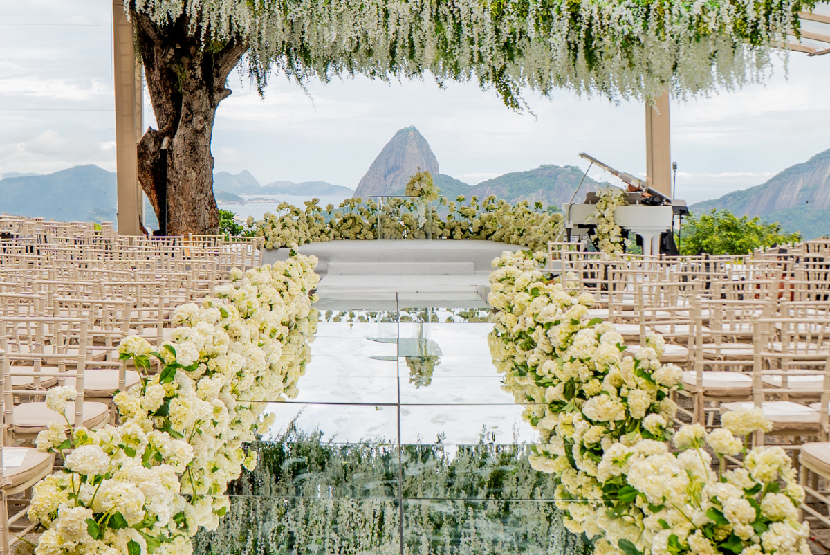 Fiquei noiva! E agora? | 5 formas de usar flores na decoração do casamento