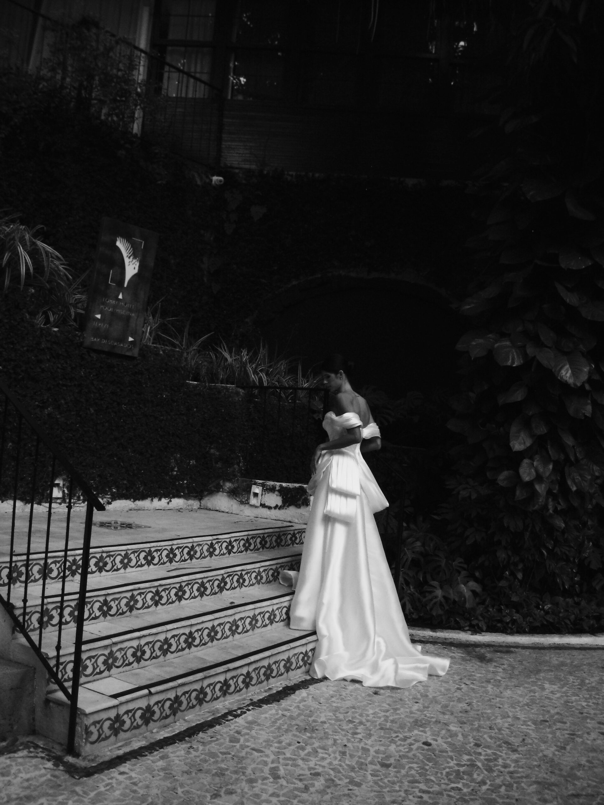 Editorial no Santa Teresa MGallery apresenta diferentes leituras de vestido para a noiva contempôranea