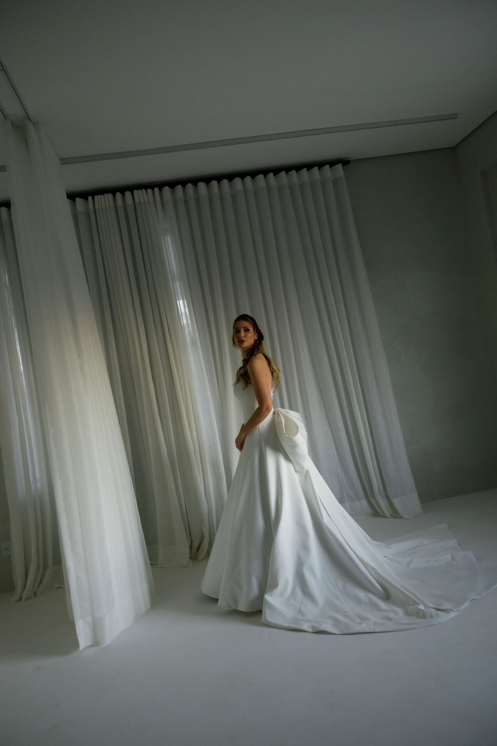 Giovanna e Filipe celebram casamento com inspiração italiana e cerimônia marcada pela fé