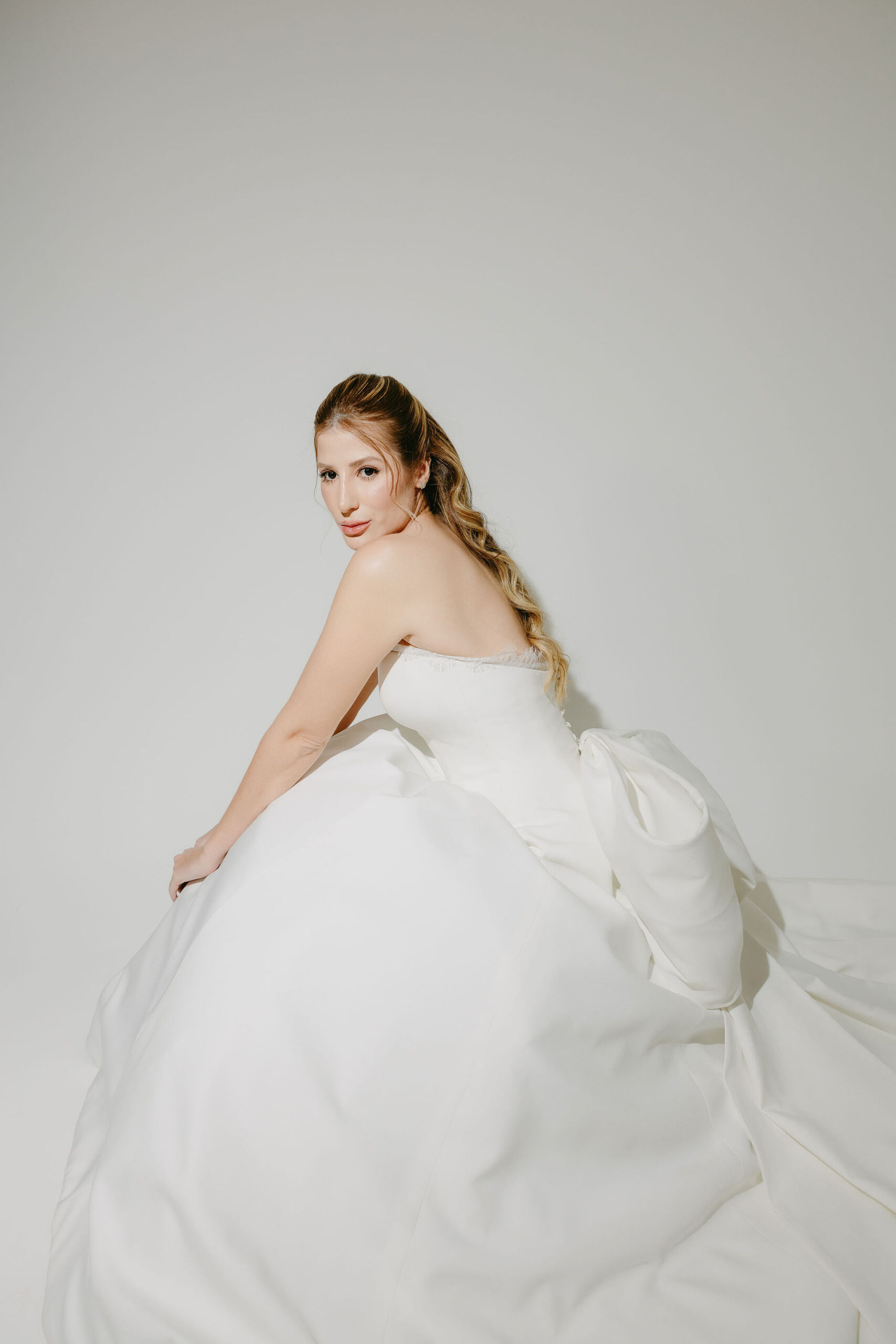 Giovanna e Filipe celebram casamento com inspiração italiana e cerimônia marcada pela fé