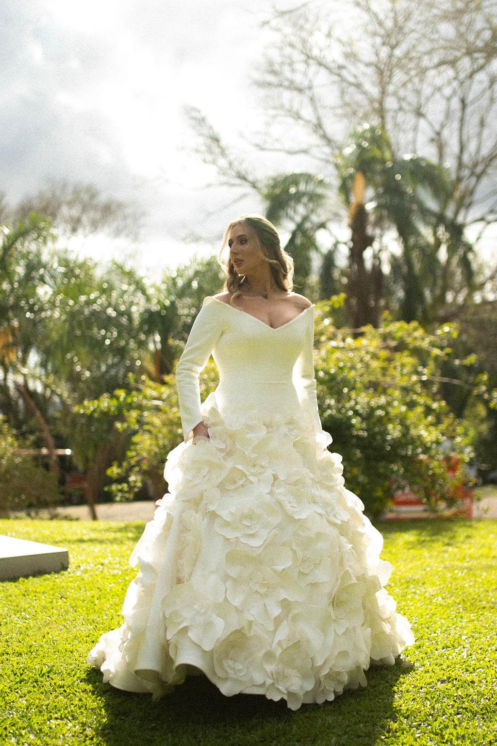 Jéssica e Rossano celebram casamento para 500 convidados em Santa Maria