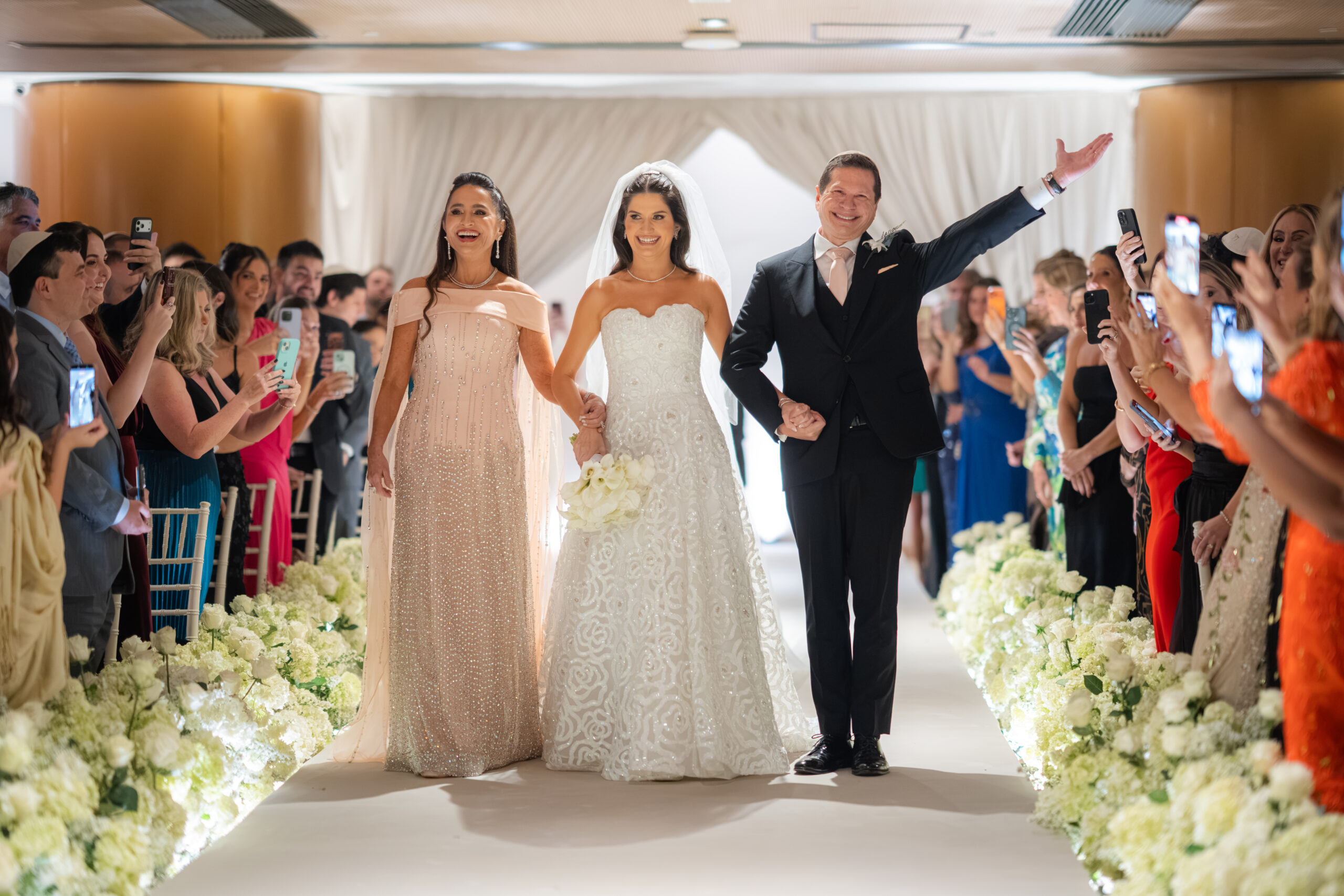 Priscila e Cassio celebram casamento para 500 convidados no Fairmont Rio de Janeiro