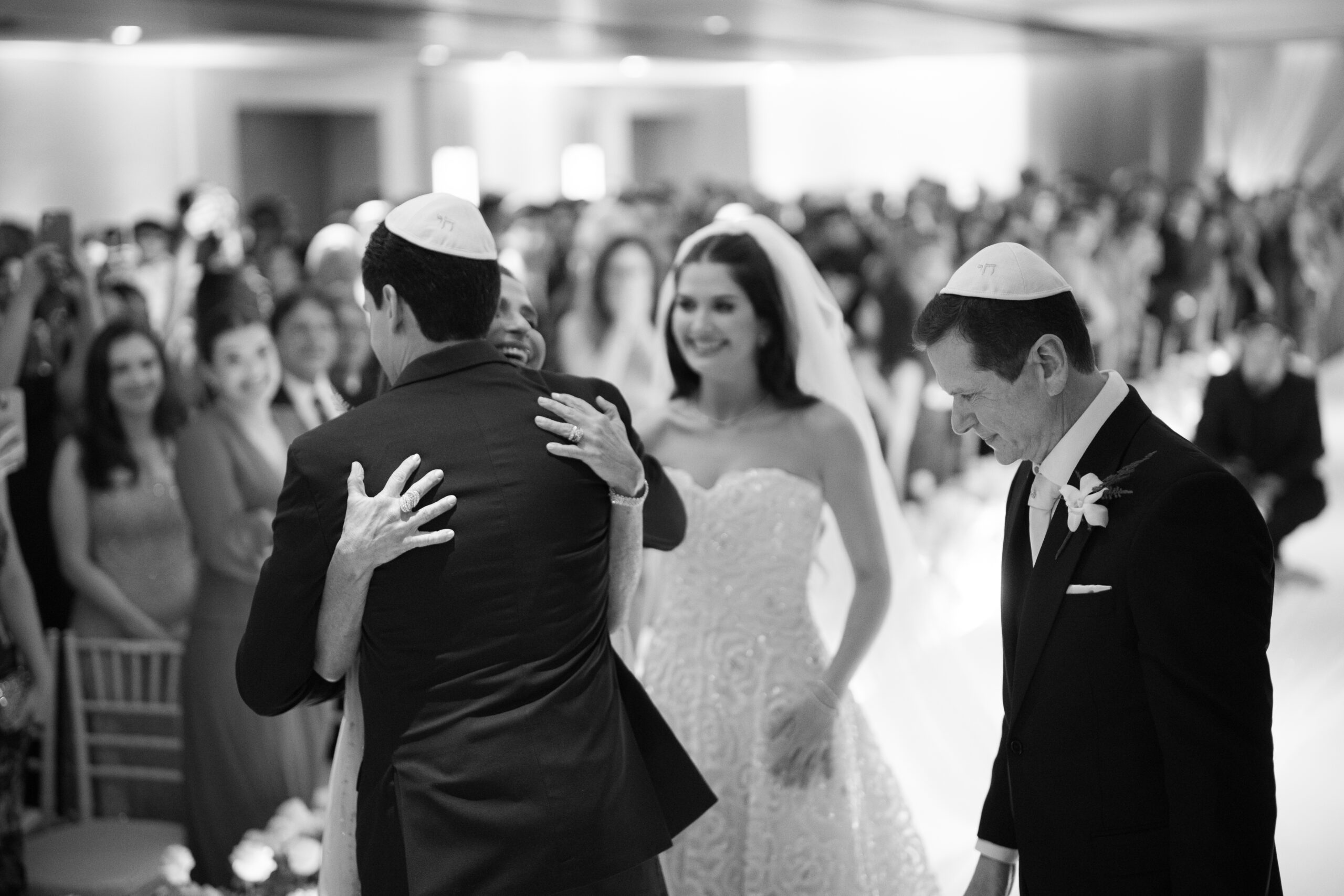Priscila e Cassio celebram casamento para 500 convidados no Fairmont Rio de Janeiro