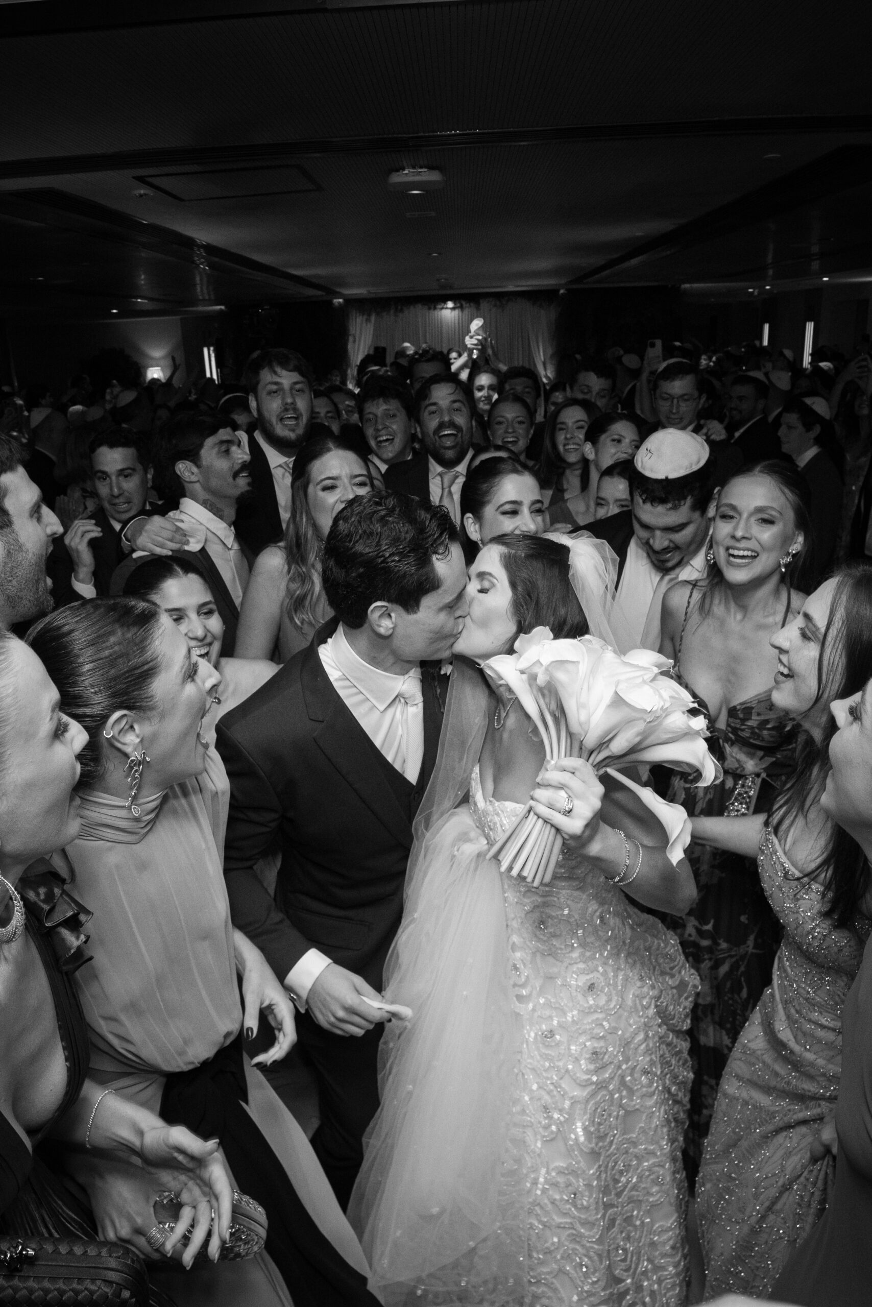 Priscila e Cassio celebram casamento para 500 convidados no Fairmont Rio de Janeiro