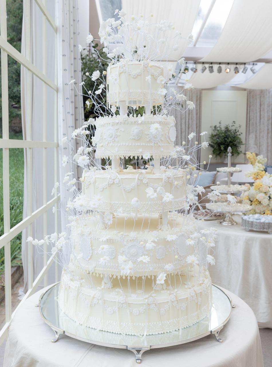 Bolo de casamento: tudo o que você precisa saber antes de escolher o seu