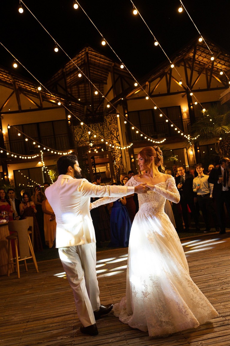 La Dolce Vita: um casamento ao ar livre inspirado nas tradições italianas
