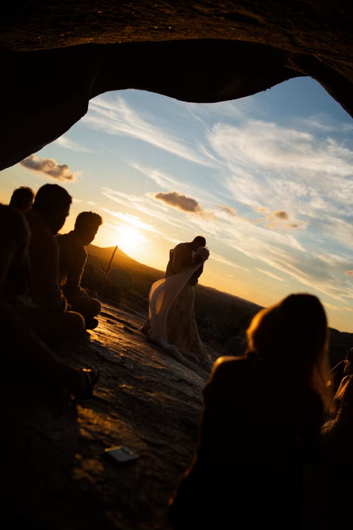 Juliette e Kaike Cerveny celebra casamento intimista no sertão da Paraíba com vestido que homenageia a avó