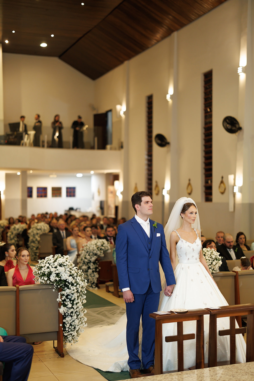 Casamento clássico: elegância e romantismo no Castelo do Batel