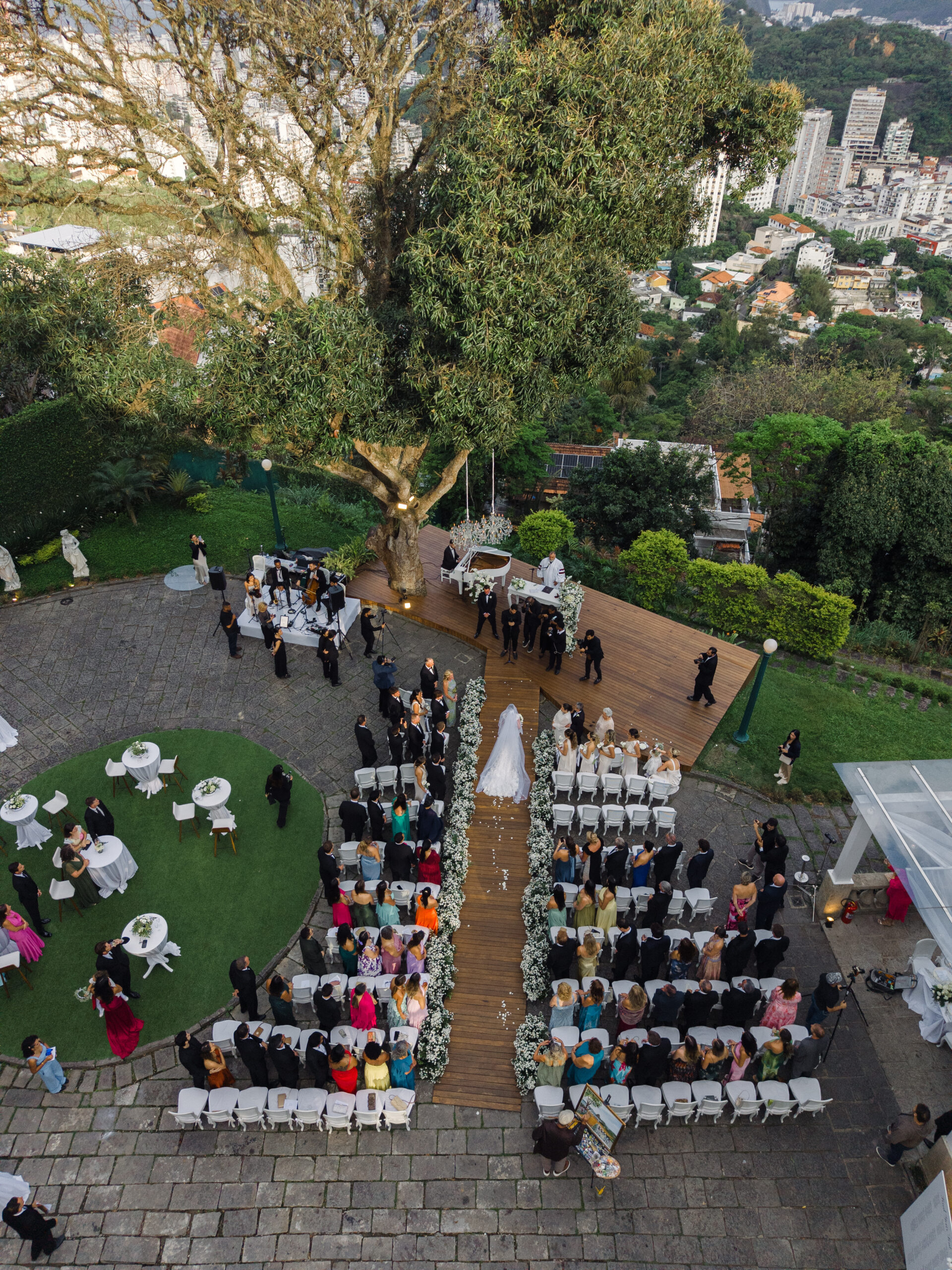 Casamento clássico, inspiração Old Money e um encontro entre Brasil e Estados Unidos