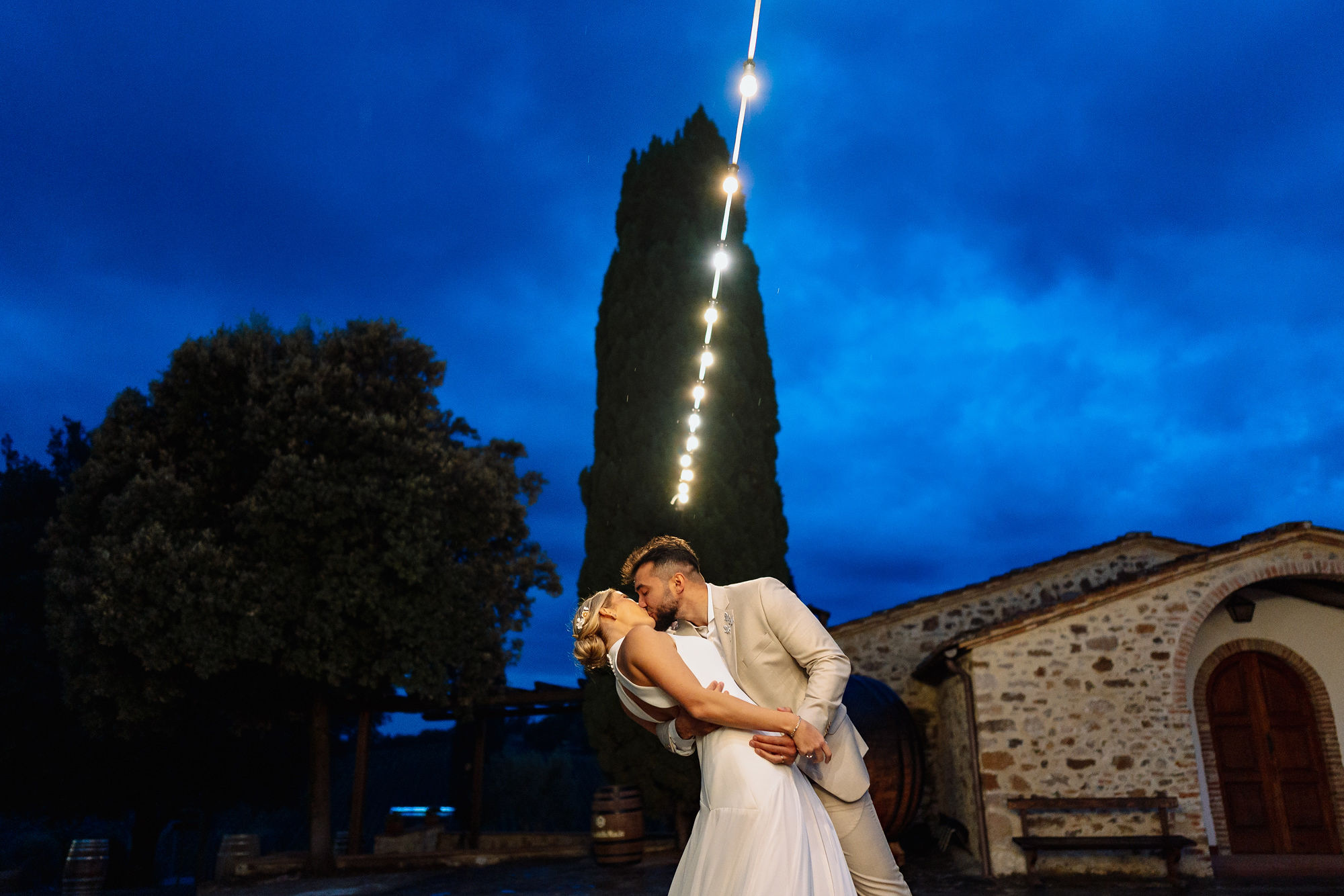 Uma viagem, três dias de festa e as raízes italianas: o destination wedding de Giordana e Kalil na Toscana