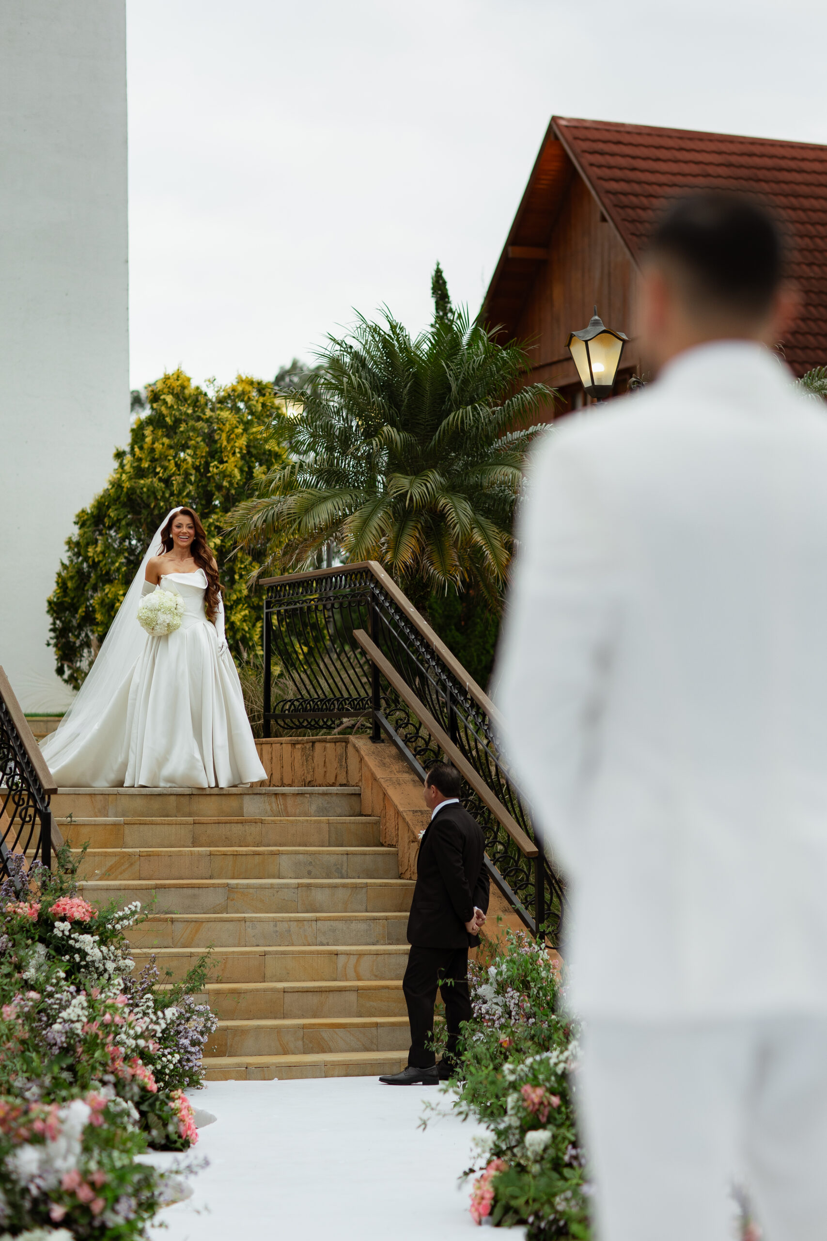 Com os filhos levando as alianças, Ketlyn e Gabriel celebram casamento emocionante no Rio Grande do Sul