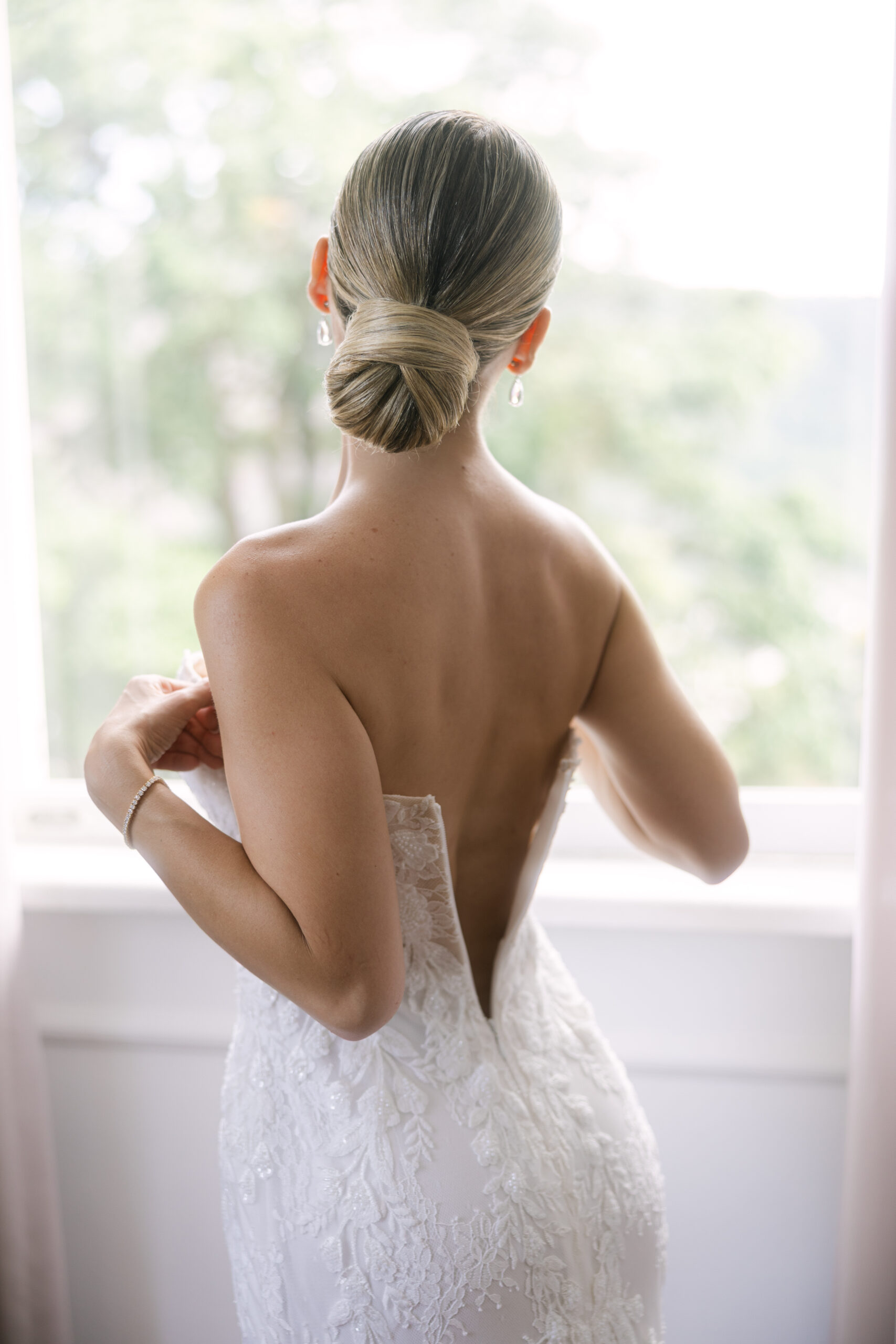 Casamento clássico, inspiração Old Money e um encontro entre Brasil e Estados Unidos