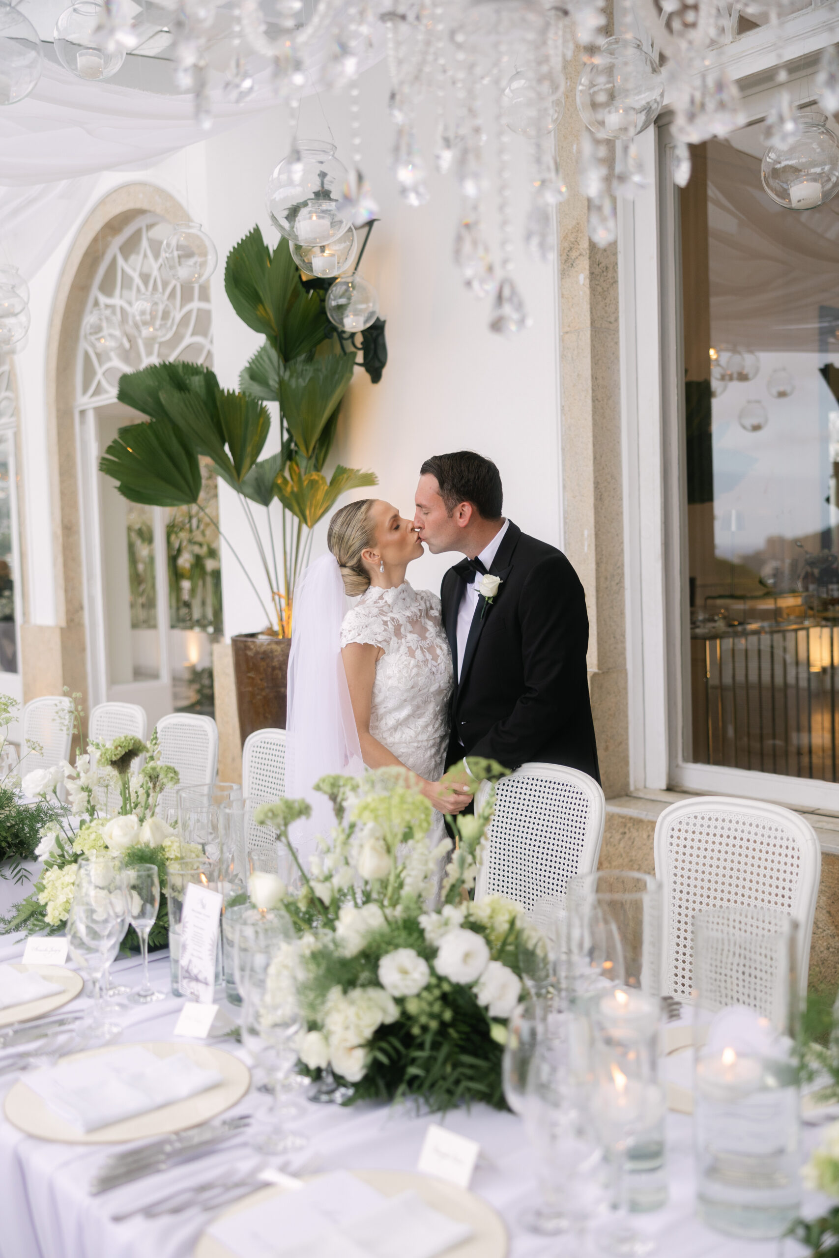 Casamento clássico, inspiração Old Money e um encontro entre Brasil e Estados Unidos