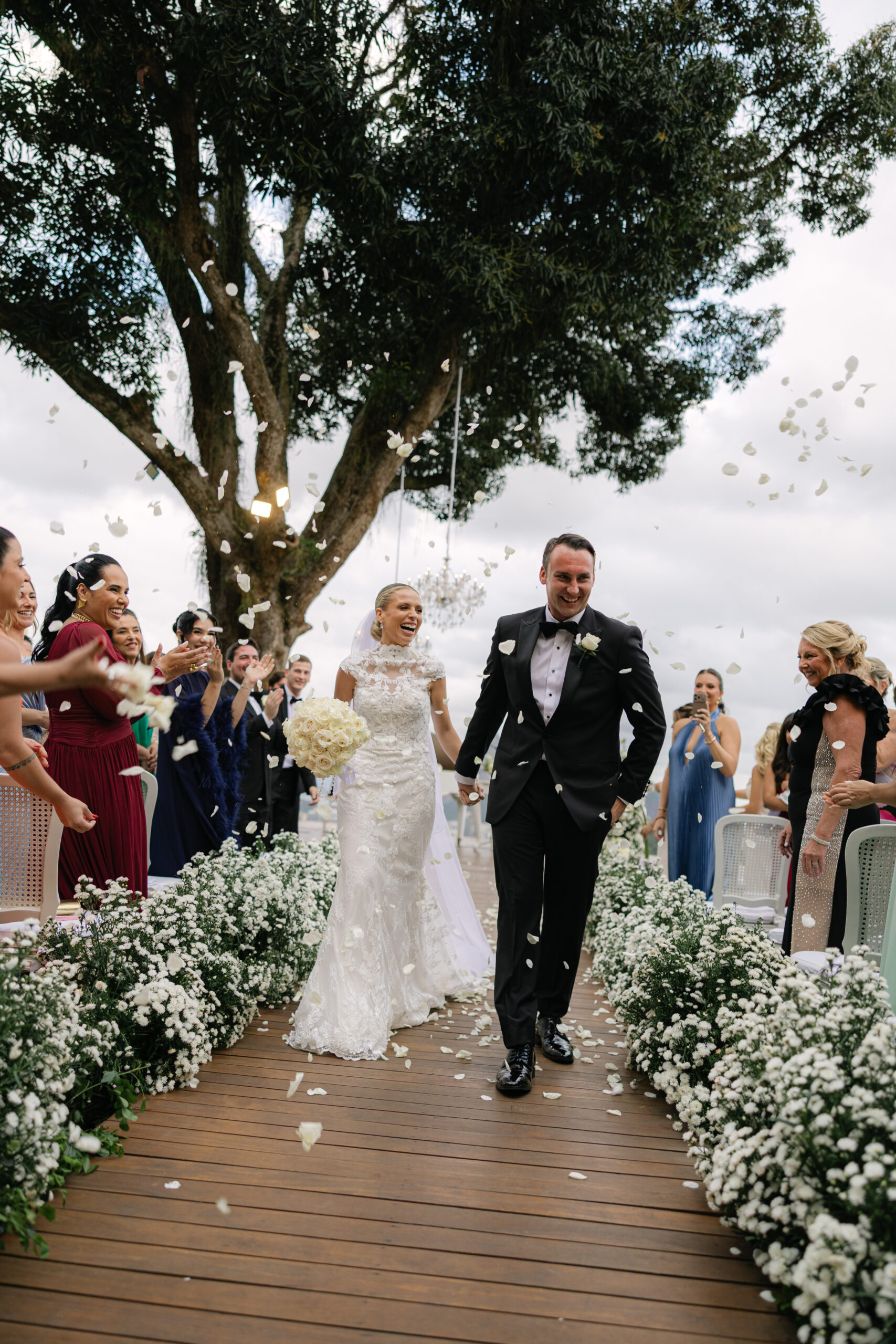 Casamento clássico, inspiração Old Money e um encontro entre Brasil e Estados Unidos