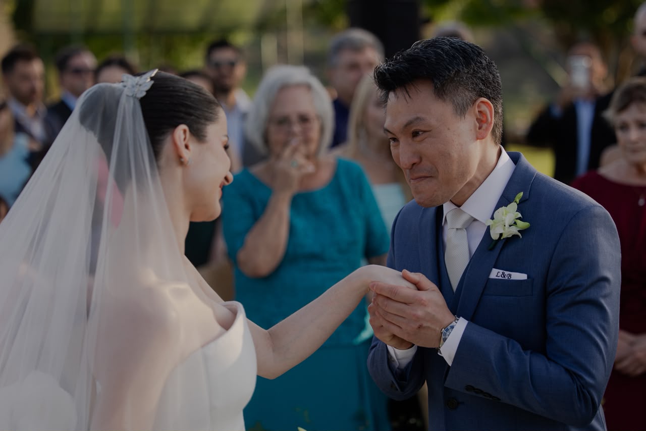 Lorena e Benjamin celebram encontro entre Brasil e Coreia em casamento na Região Serrana do Rio