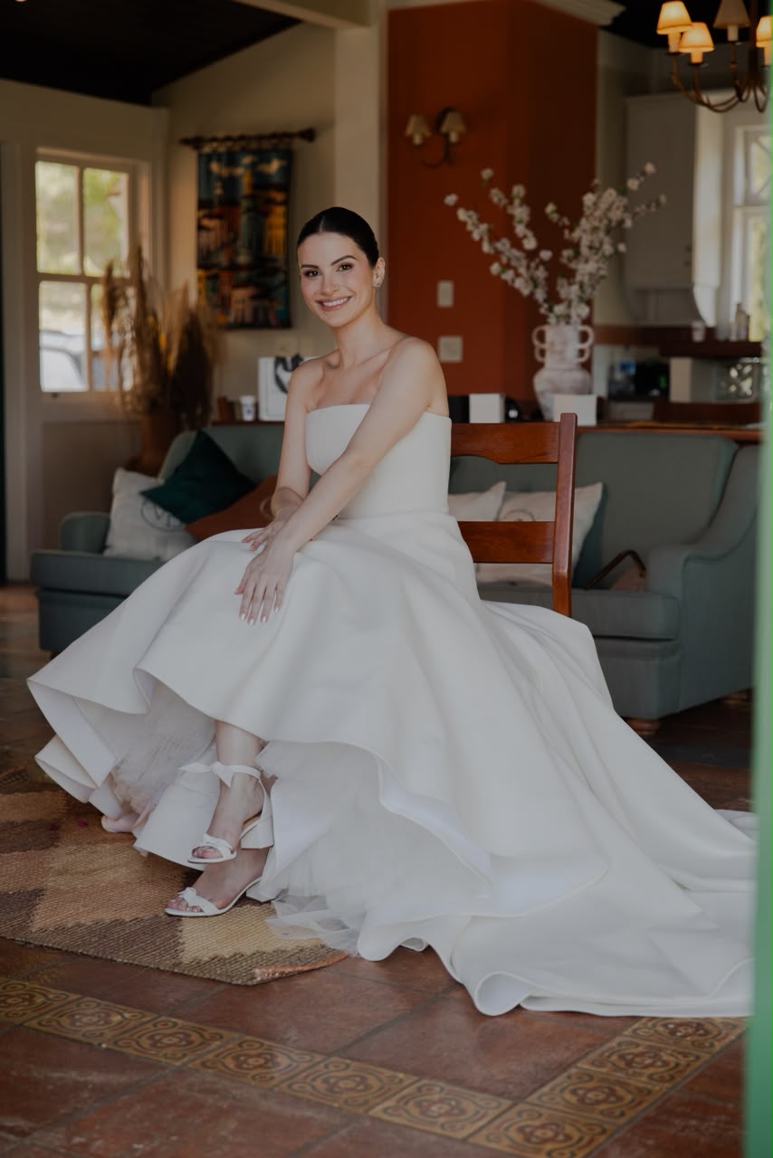 Lorena e Benjamin celebram encontro entre Brasil e Coreia em casamento na Região Serrana do Rio