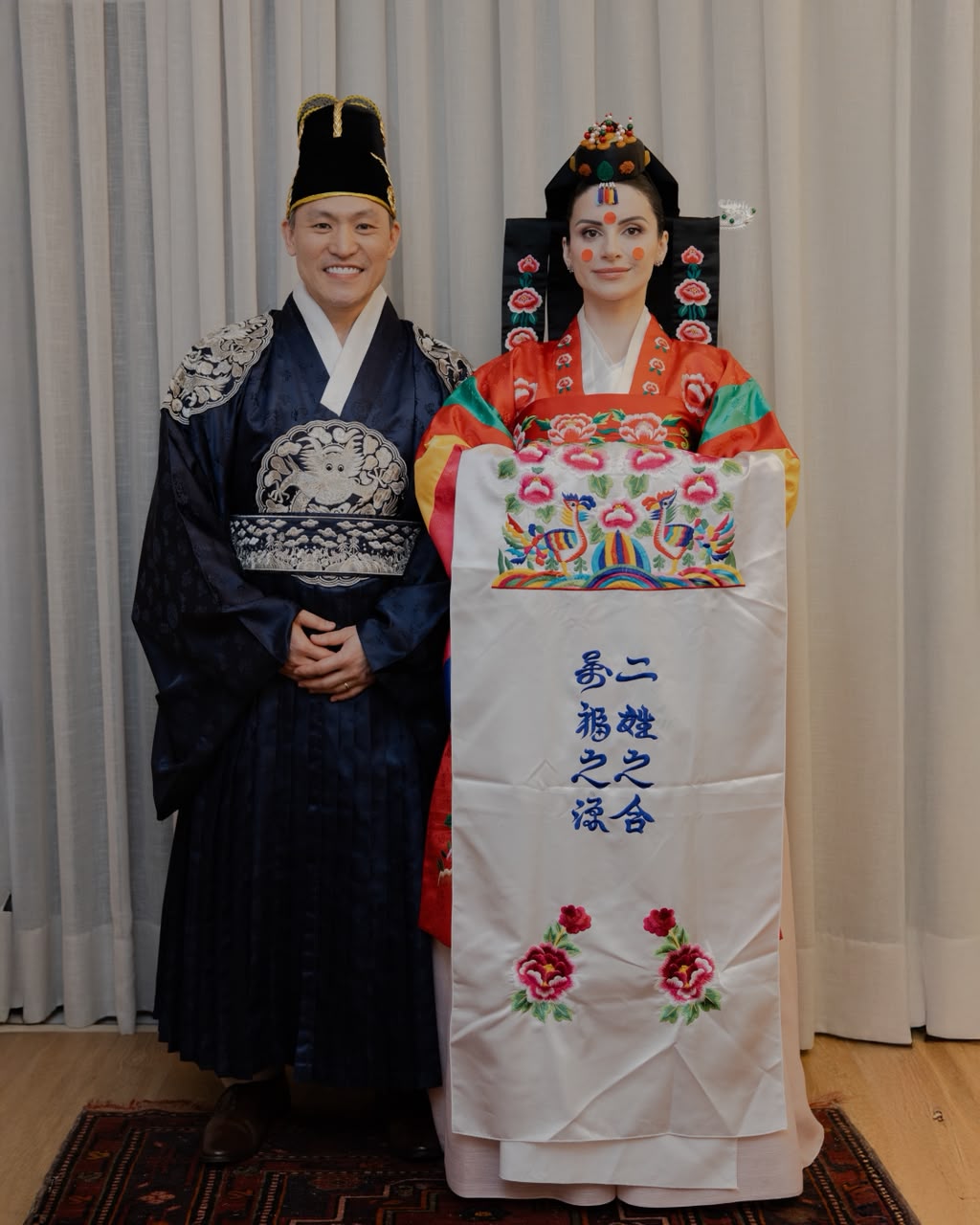 Lorena e Benjamin celebram encontro entre Brasil e Coreia em casamento na Região Serrana do Rio