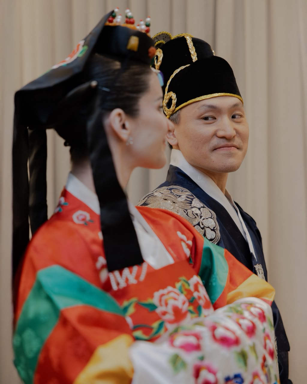 Lorena e Benjamin celebram encontro entre Brasil e Coreia em casamento na Região Serrana do Rio
