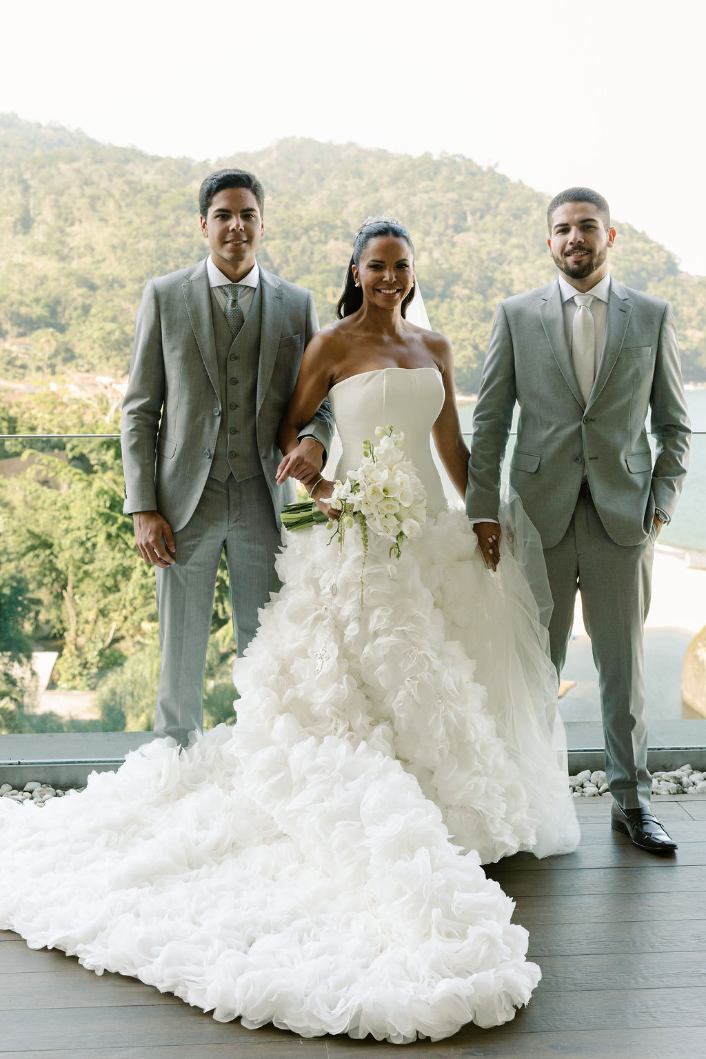 Patrícia e Gabriel celebram casamento em Angra dos Reis com três dias de festa e momentos em família